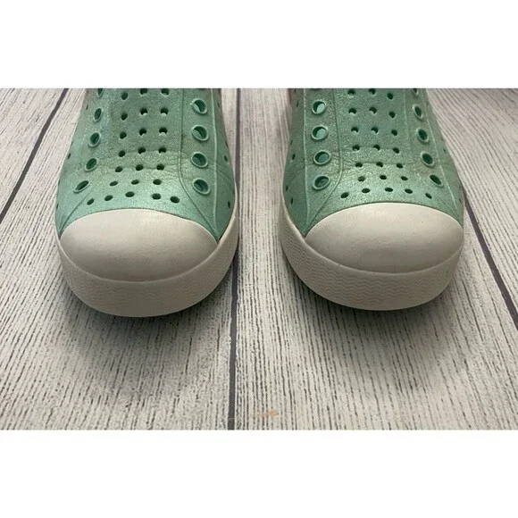 Blue & Pink Glitter Native Natives Jefferson Girl Shoes, Size Youth 13 - Picture 3 of 7